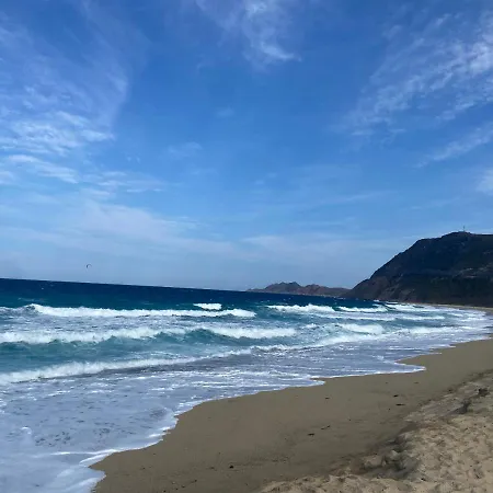 4 A 6 Personnes Dans Avec Piscines Proche Belgodère
